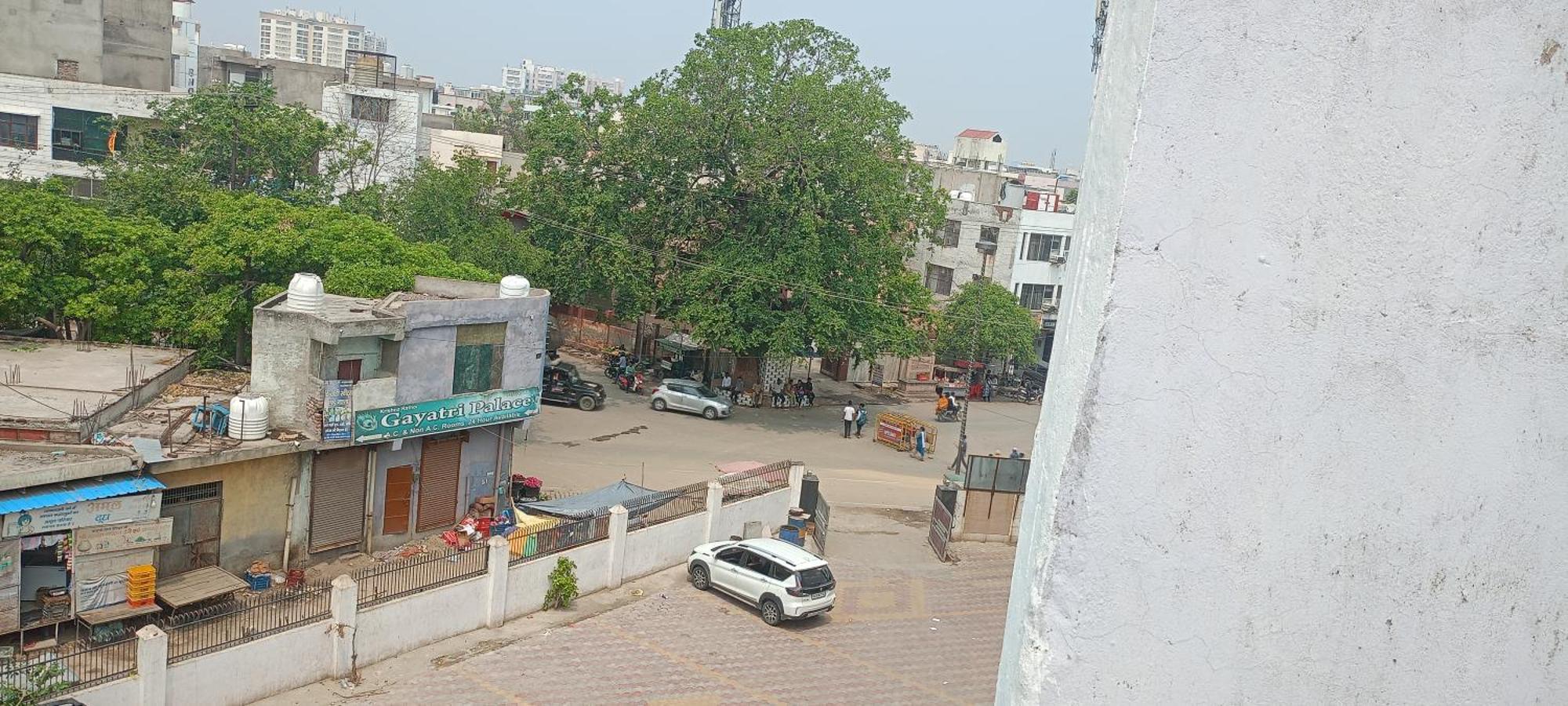 New Gayatri Palace Near Prem Mandir Vrindāvan المظهر الخارجي الصورة